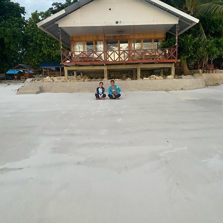 Yohana Cottage Tual Exterior foto