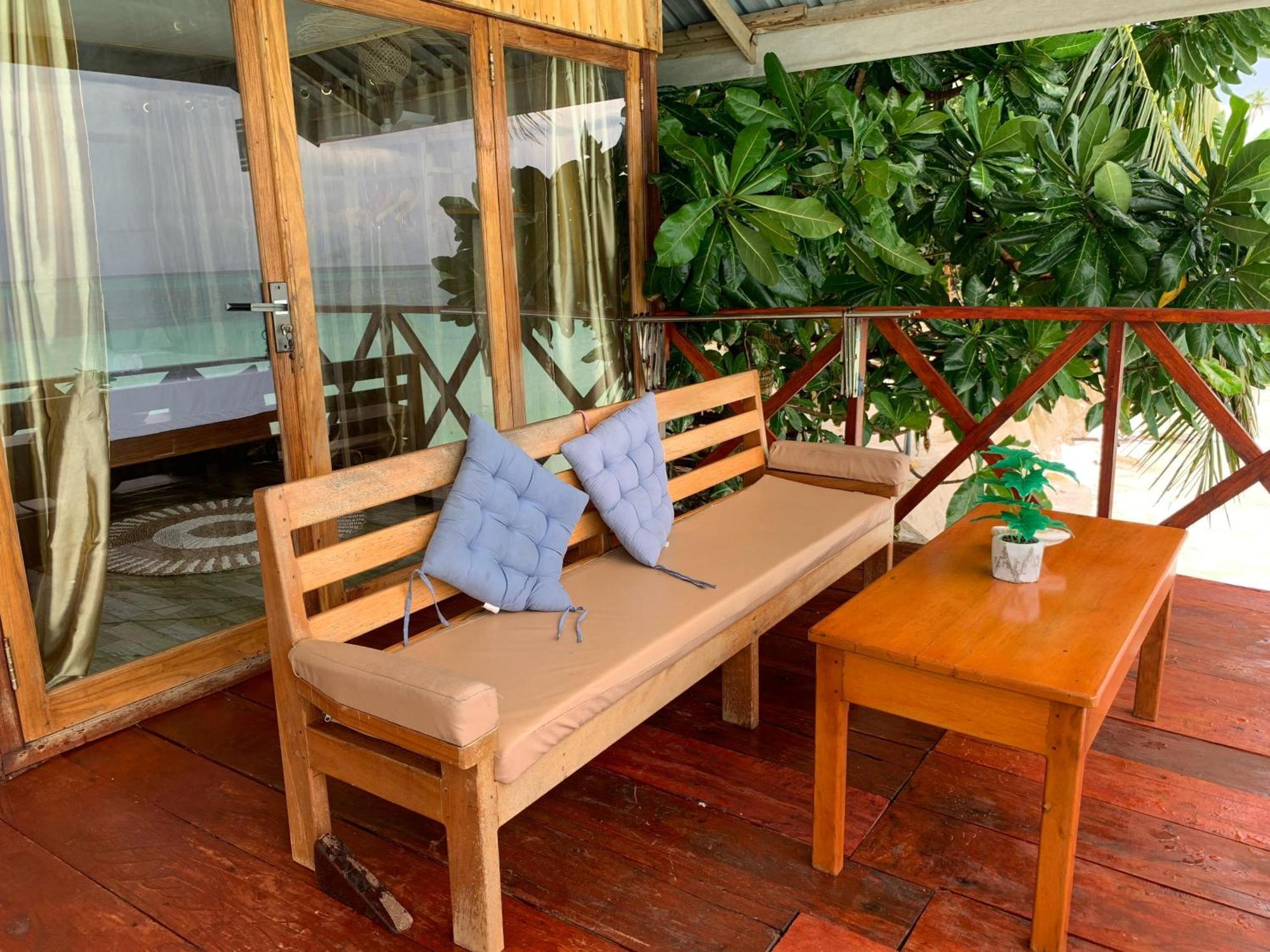 Yohana Cottage Tual Exterior foto